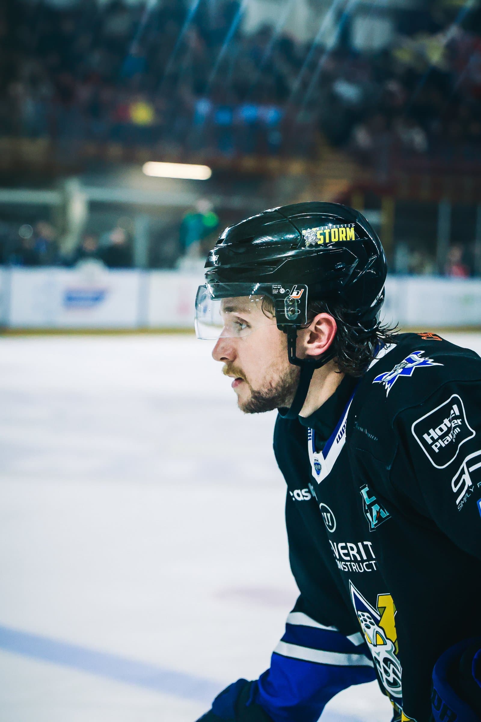 Dennis busby returns for second season with Manchester storm