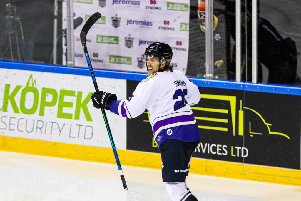 scott simmonds scores for manchester storm elite series against nottingham panthers